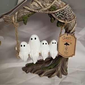 Halloween Ghost On A Swing  Figurine sweet street